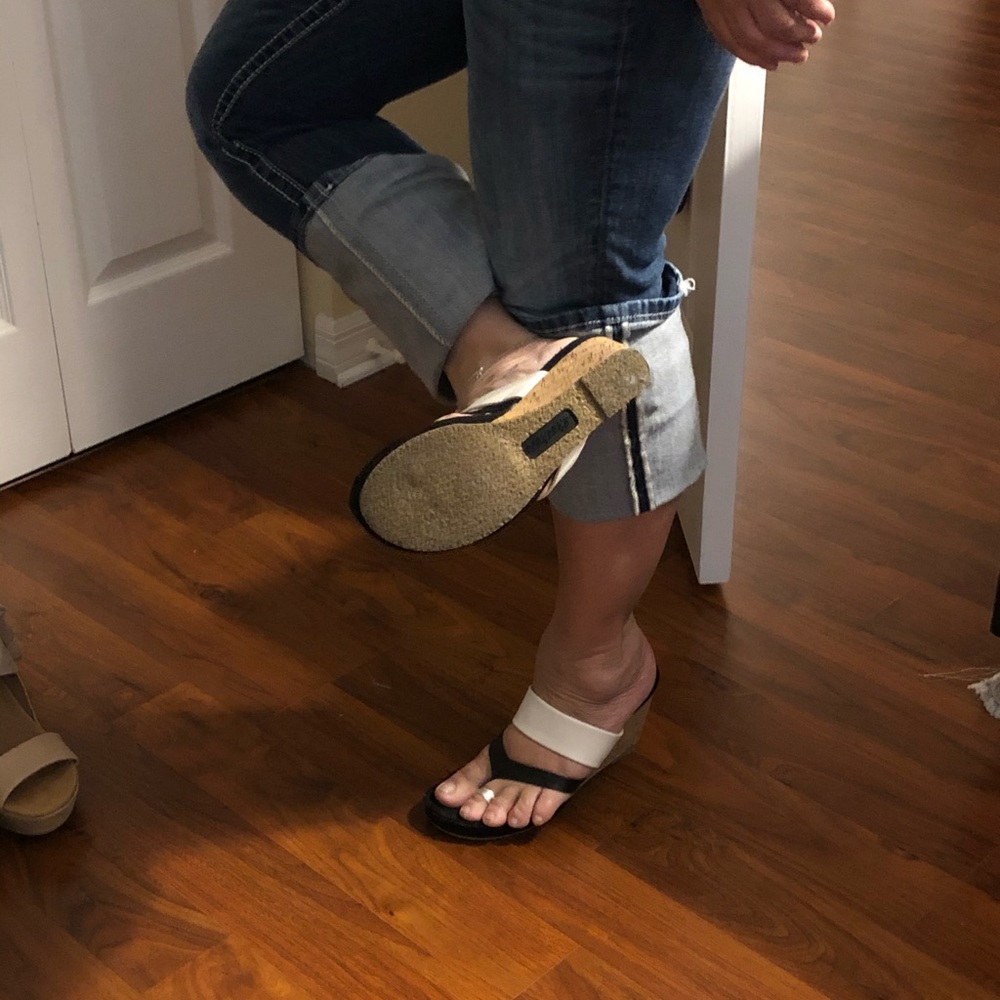 Platform open toe shoe